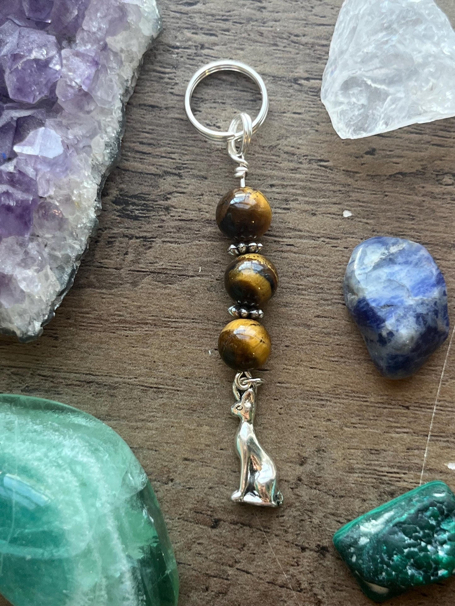 Bastet Devotional Keychain • Crystal Charm Keyring • Goddess Talisman • Witchy Gift • Spiritual Altar Accessory • Tiger&#39;s Eye & Egyptian Cat